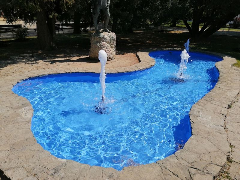 Obnovljena fontana na Trgu Matice hrvatske