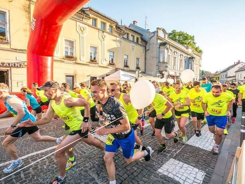 Regulacija prometa za vrijeme 58. Noćne utrke grada Samobora